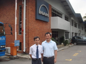 Man Singapore Visit